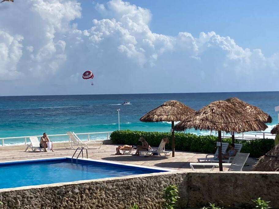 Cancun Oceanfront, Entire Apartment Eksteriør bilde